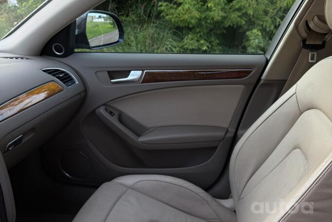 Audi A4 B8/8K Sedan 4-doors