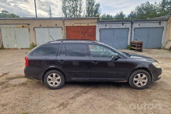 Skoda Octavia 2 generation [restyling] Combi wagon 5-doors