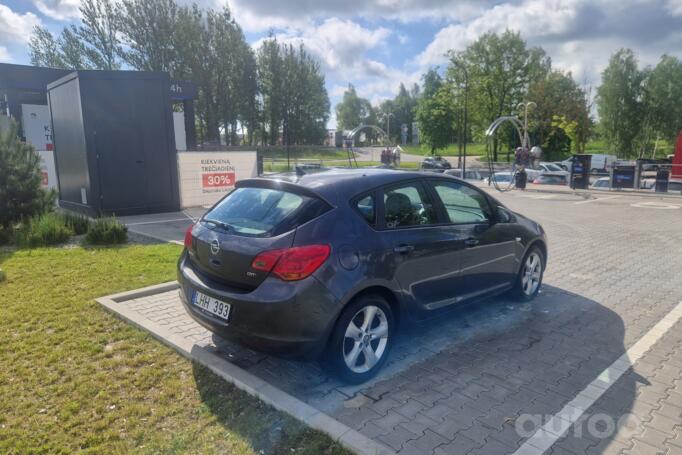 Opel Astra J [restyling] Hatchback 5-doors