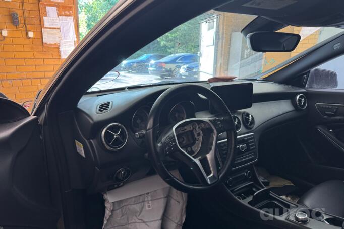 Mercedes-Benz CLA250 2014
