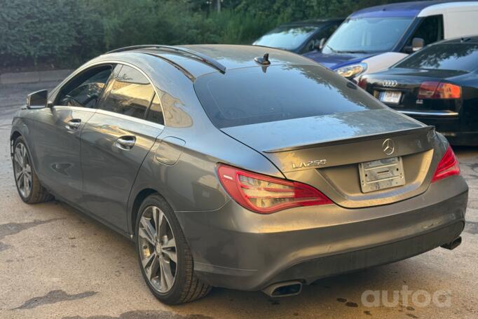 Mercedes-Benz CLA250 2014
