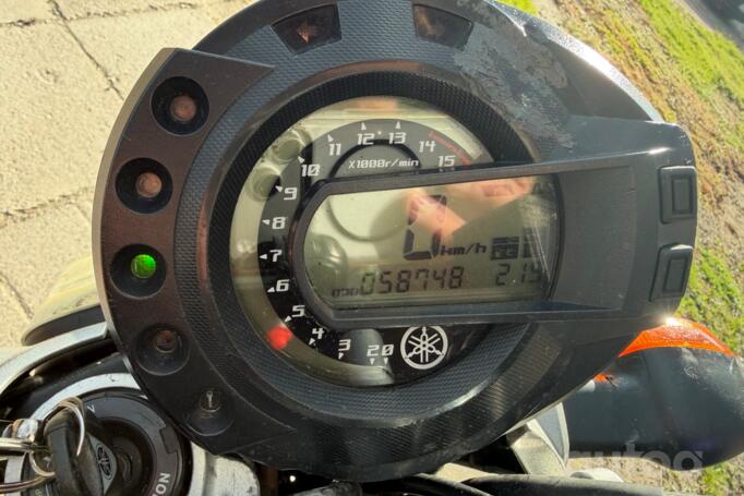 Yamaha FZS 600 Fazer
