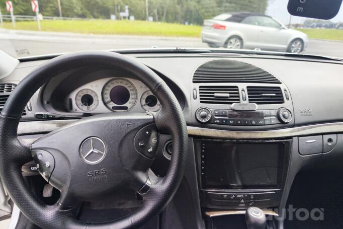 Mercedes-Benz E-Class W211 Sedan