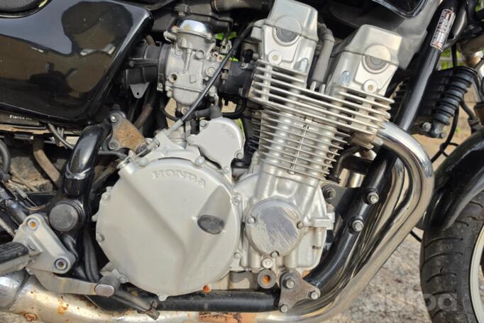 Honda CB