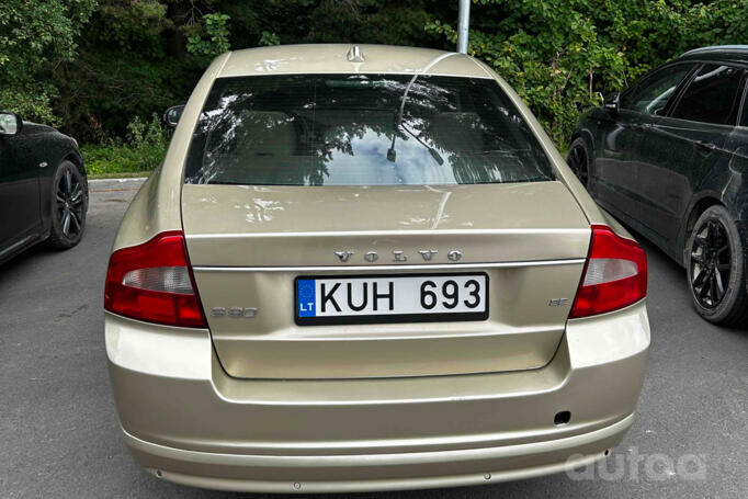 Volvo S80