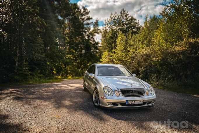 Mercedes-Benz E-Class W211 Sedan