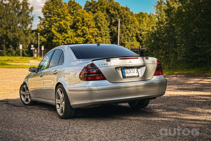Mercedes-Benz E-Class W211 Sedan
