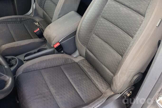 Volkswagen Touran 1 generation [restyling] Minivan 5-doors