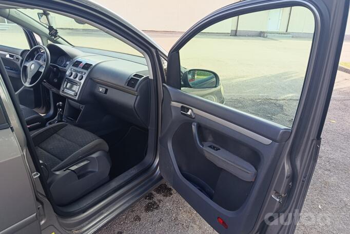 Volkswagen Touran 1 generation [restyling] Minivan 5-doors