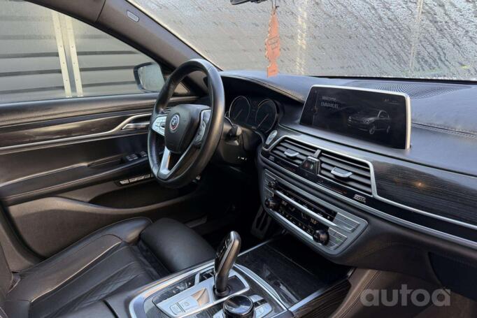 BMW 7 Series F01/F02 [restyling] Sedan