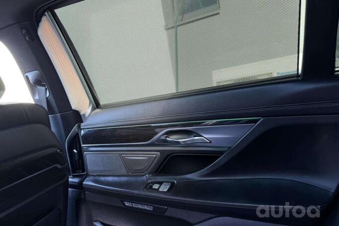 BMW 7 Series F01/F02 [restyling] Sedan