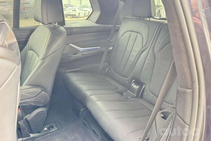 BMW X7 G07 Crossover