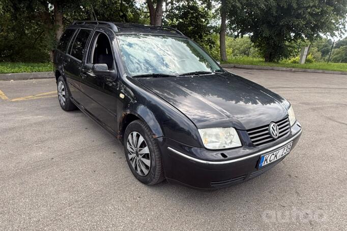 Volkswagen Golf 4 generation wagon