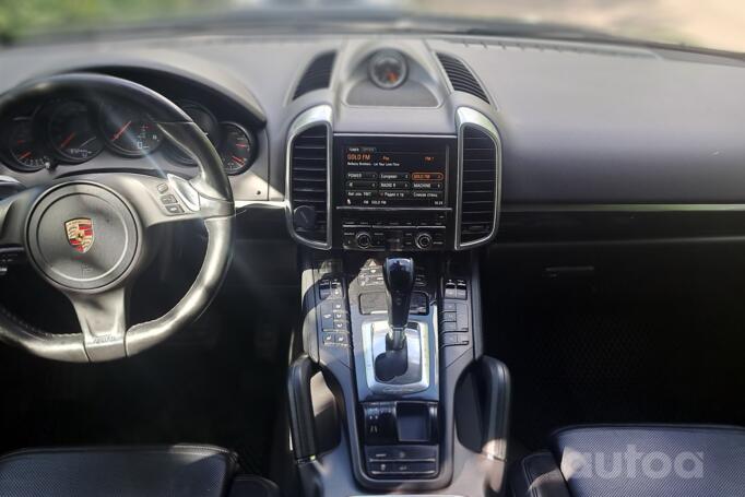 Porsche Cayenne 958 Crossover