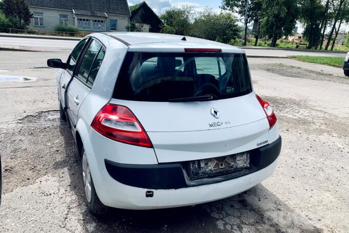 Renault Megane 2 generation [restyling] Hatchback 5-doors