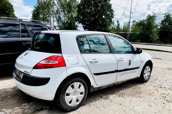 Renault Megane 2 generation [restyling] Hatchback 5-doors