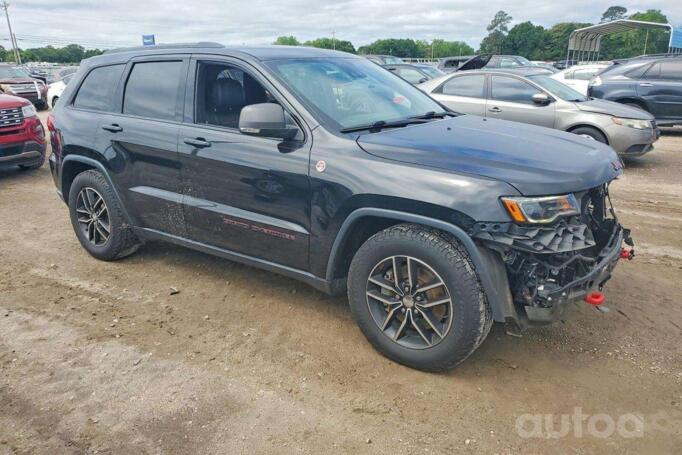 Jeep Grand Cherokee WK2 [restyling] SUV 5-doors