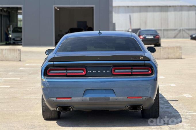 Dodge Challenger 3 generation [2th restyling] Coupe