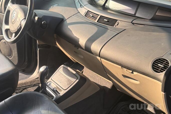 Renault Grand Espace 4 generation Minivan