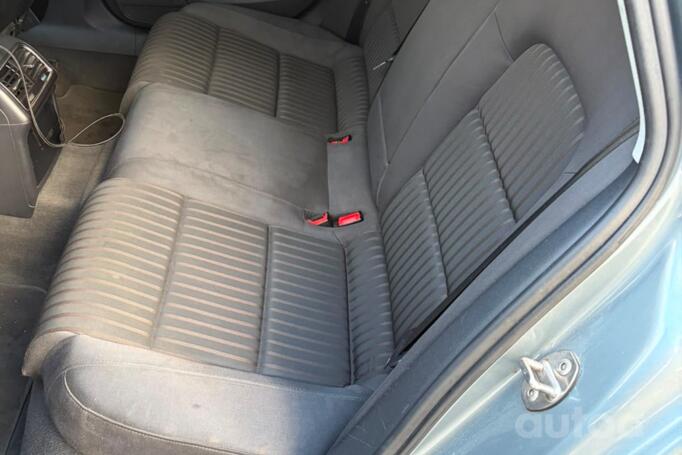 Audi A4 B8/8K Sedan 4-doors