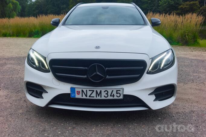 Mercedes-Benz E-Class E 220 wagon