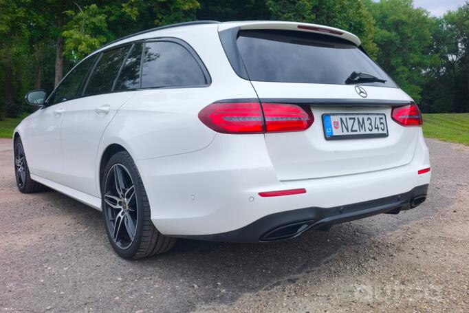 Mercedes-Benz E-Class E 220 wagon