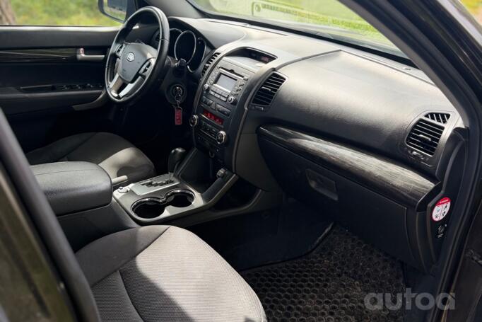 Kia Sorento 2 generation Crossover