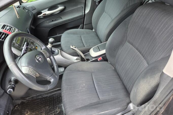 Toyota Auris 1 generation Hatchback 5-doors