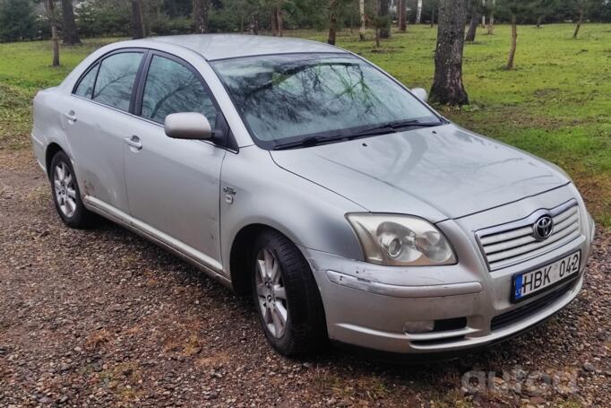Toyota Avensis 2 generation Sedan