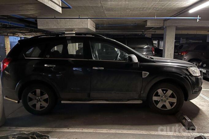 Chevrolet Captiva 1 generation Crossover