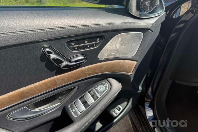 Mercedes-Benz S-Class W222 Sedan