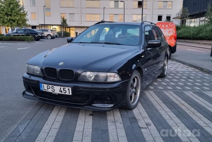 BMW 5 Series E39 Touring wagon