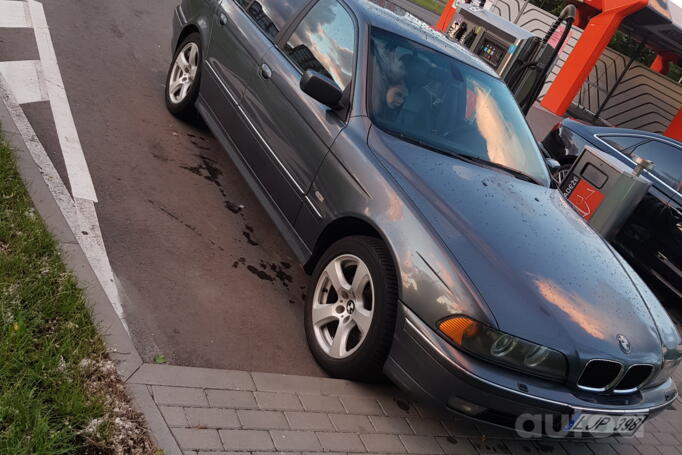 BMW 5 Series E39 Sedan 4-doors