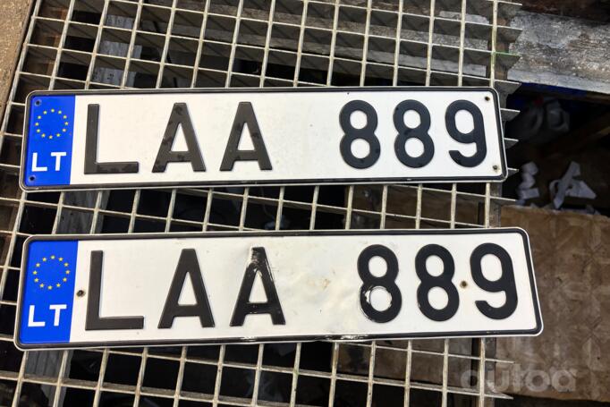LAA889