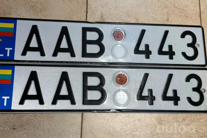AAB 443