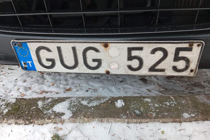 GUG525