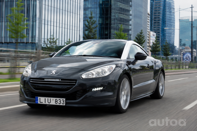 LIU833