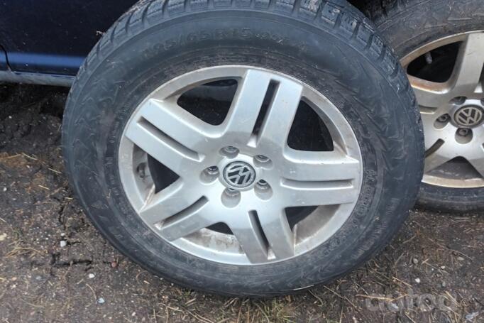 Wolsvagenn golf 4, valuveljed