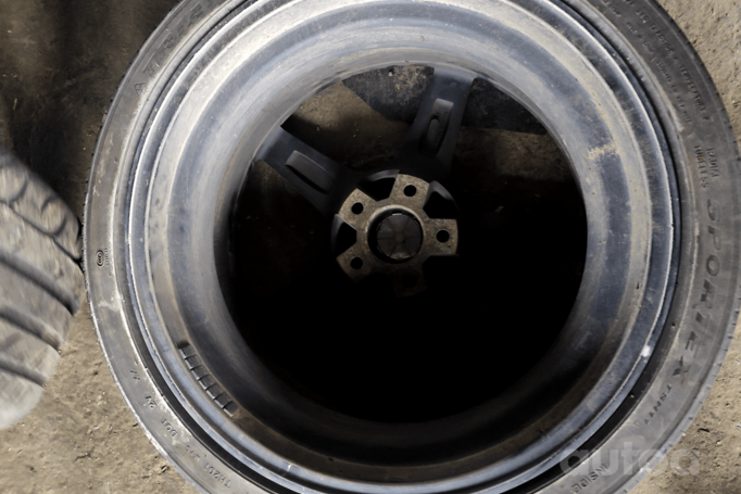 Volkswagen, valuveljed