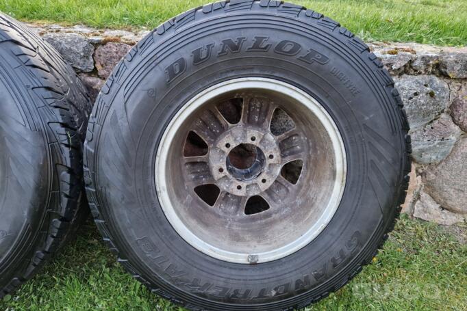 Nissan Patrol, valuveljed