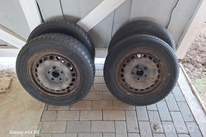 Muu, terasest stantsitud