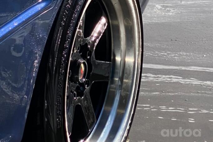 Japan Racing, valuveljed