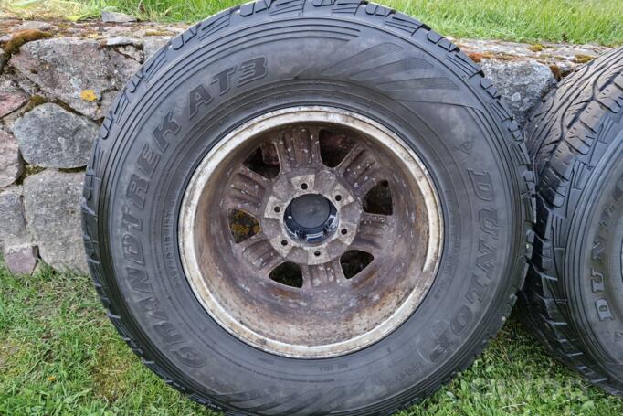 Nissan Patrol, valuveljed