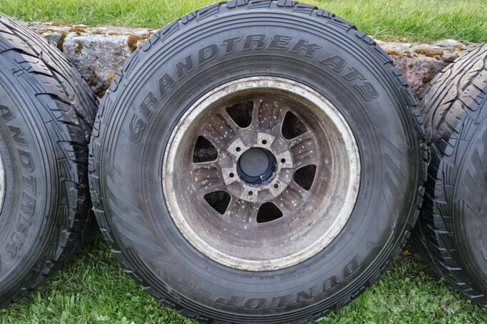 Nissan Patrol, valuveljed