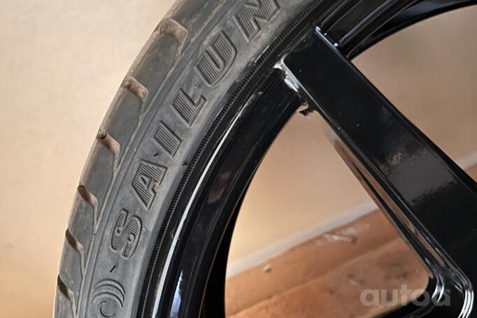 Japan Racing, valuveljed