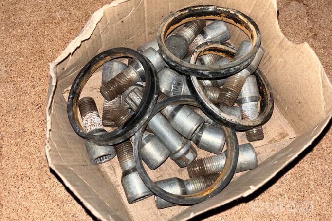 Japan Racing, valuveljed