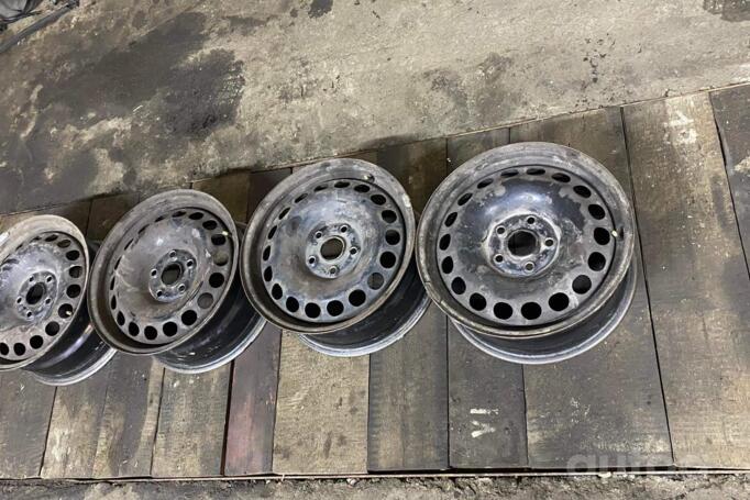 Muu, terasest stantsitud