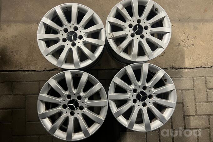 Mercedes Benz, valuveljed