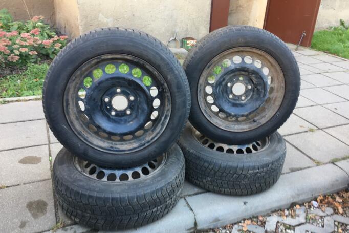 Audi, terasest stantsitud