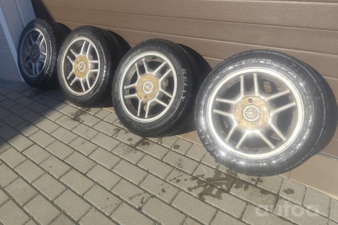 Intrr GM, valuveljed